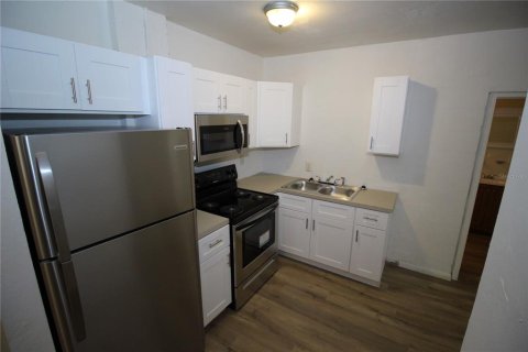 Casa en alquiler en Gainesville, Florida, 3 dormitorios, 96.99 m2 № 1740284 - foto 3