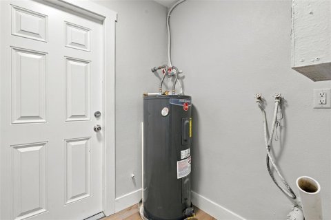 Casa en venta en Deltona, Florida, 3 dormitorios, 97.55 m2 № 2413592 - foto 11