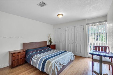 Купить таунхаус в Плантация, Флорида 4 спальни, 187.66м2, № 2021168 - фото 22