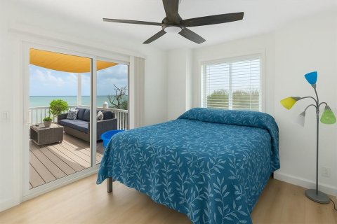 House in Big Pine Key, Florida 3 bedrooms, 171.87 sq.m. № 1631333 - photo 29