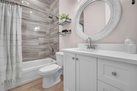 Купить виллу или дом в Локсахатчи-Гроувс, Флорида 4 спальни, 190.17м2, № 1991959 - фото 28