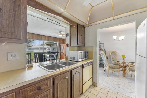 Купить виллу или дом в Плантация, Флорида 1 комната, 100.33м2, № 2085844 - фото 9