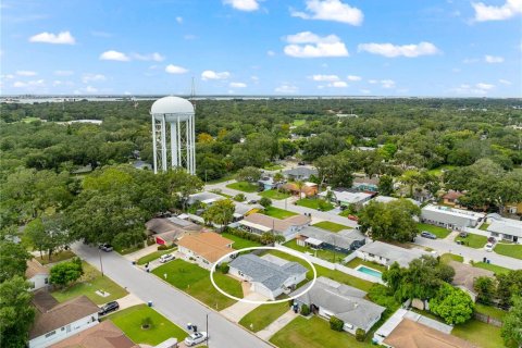 Casa en alquiler en Clearwater, Florida, 2 dormitorios, 139.63 m2 № 1901507 - foto 19