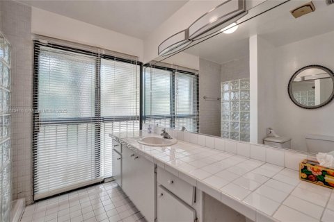 Copropriété à vendre à Hollywood, Floride: 3 chambres, 176.51 m2 № 1474037 - photo 27