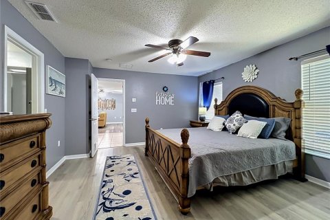 Casa en venta en Orlando, Florida, 4 dormitorios, 202.34 m2 № 2167632 - foto 5