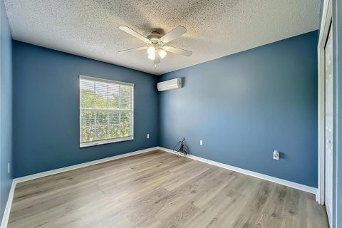 Casa en venta en Orlando, Florida, 4 dormitorios, 202.34 m2 № 2167632 - foto 7