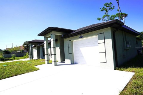 Appartement à louer à Port Charlotte, Floride: 3 chambres, 111.48 m2 № 2415398 - photo 2