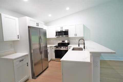 Appartement à louer à Port Charlotte, Floride: 3 chambres, 111.48 m2 № 2415398 - photo 16