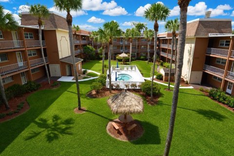 Copropriété à louer à Largo, Floride: 1 chambre, 69.4 m2 № 2094763 - photo 3