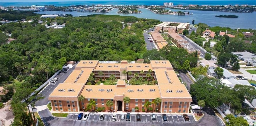 Condo à Largo, Floride, 1 chambre № 2094763