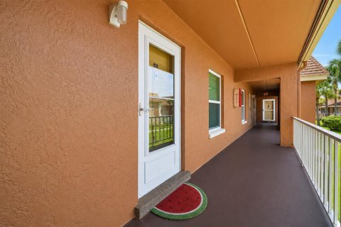 Copropriété à louer à Largo, Floride: 1 chambre, 69.4 m2 № 2094763 - photo 4
