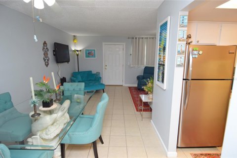 Copropriété à louer à Largo, Floride: 1 chambre, 69.4 m2 № 2094763 - photo 13