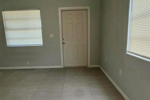 House in Fort Lauderdale, Florida 2 bedrooms, 66.89 sq.m. № 2086989 - photo 9