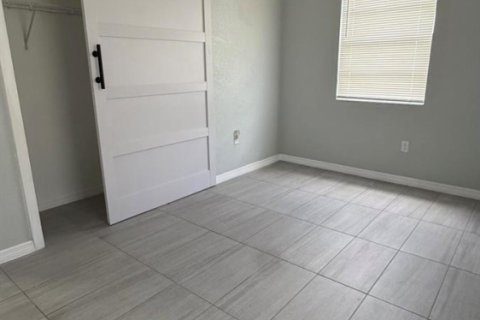 House in Fort Lauderdale, Florida 2 bedrooms, 66.89 sq.m. № 2086989 - photo 12