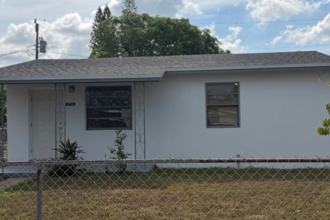 House in Fort Lauderdale, Florida 2 bedrooms, 66.89 sq.m. № 2086989