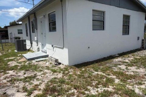 House in Fort Lauderdale, Florida 2 bedrooms, 66.89 sq.m. № 2086989 - photo 20