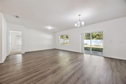 Купить виллу или дом в Деланд, Флорида 6 комнат, 257.53м2, № 2206749 - фото 4