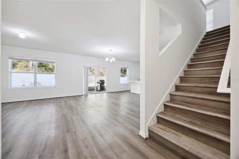 Купить виллу или дом в Деланд, Флорида 6 комнат, 257.53м2, № 2206749 - фото 9
