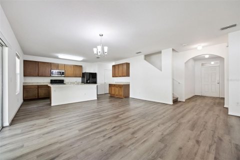 Купить виллу или дом в Деланд, Флорида 6 комнат, 257.53м2, № 2206749 - фото 5