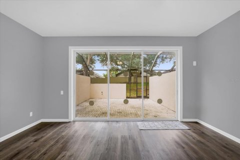 Townhouse in Kissimmee, Florida 3 bedrooms, 133.78 sq.m. № 2100516 - photo 8