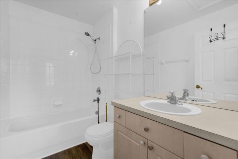 Townhouse in Kissimmee, Florida 3 bedrooms, 133.78 sq.m. № 2100516 - photo 21