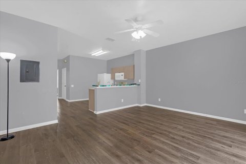 Townhouse in Kissimmee, Florida 3 bedrooms, 133.78 sq.m. № 2100516 - photo 10