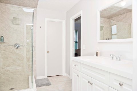 Снять в аренду виллу или дом в Порт-Сент-Луси, Флорида 4 спальни, 146.97м2, № 2020560 - фото 17