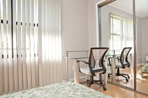 Снять в аренду виллу или дом в Порт-Сент-Луси, Флорида 4 спальни, 146.97м2, № 2020560 - фото 22