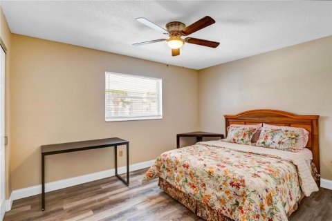 House in Edgewater, Florida 3 bedrooms, 181.44 sq.m. № 2424268 - photo 12