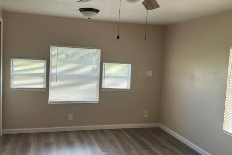 Apartamento en alquiler en Kissimmee, Florida, 3 dormitorios, 136.57 m2 № 1905276 - foto 14