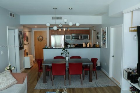 Снять в аренду кондоминиум в Майами, Флорида 2 спальни, 96.99м2, № 1958853 - фото 7