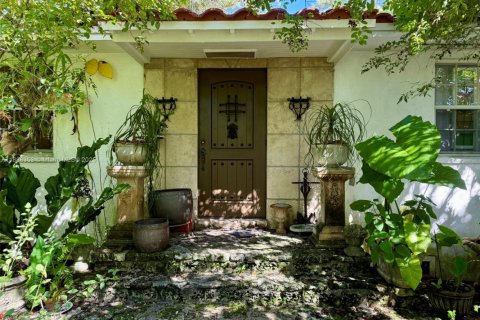 House in Miami, Florida 2 bedrooms, 83.24 sq.m. № 1942290 - photo 5