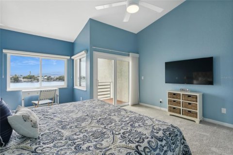 Adosado en alquiler en Saint Pete Beach, Florida, 3 dormitorios, 211.35 m2 № 1885593 - foto 15