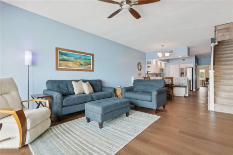 Adosado en alquiler en Saint Pete Beach, Florida, 3 dormitorios, 211.35 m2 № 1885593 - foto 6