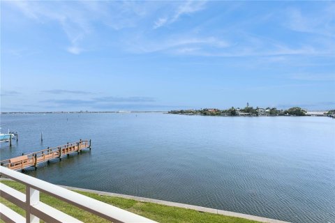 Adosado en alquiler en Saint Pete Beach, Florida, 3 dormitorios, 211.35 m2 № 1885593 - foto 5