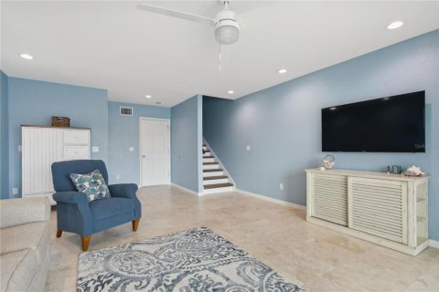 Adosado en alquiler en Saint Pete Beach, Florida, 3 dormitorios, 211.35 m2 № 1885593 - foto 19
