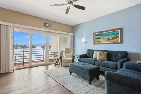 Adosado en alquiler en Saint Pete Beach, Florida, 3 dormitorios, 211.35 m2 № 1885593 - foto 4