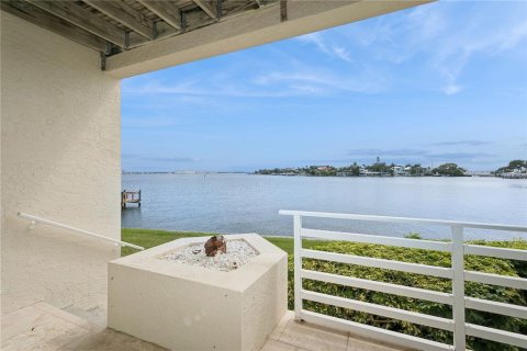 Adosado en alquiler en Saint Pete Beach, Florida, 3 dormitorios, 211.35 m2 № 1885593 - foto 23