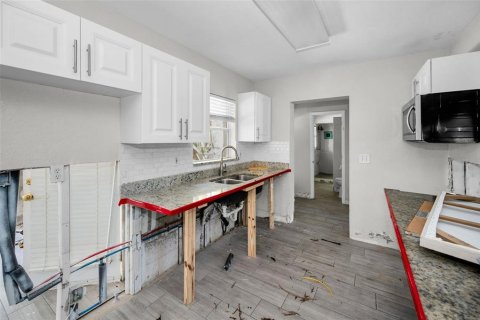 Casa en venta en Clearwater, Florida, 3 dormitorios, 101.54 m2 № 1597689 - foto 8
