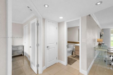 Condominio en alquiler en Pembroke Pines, Florida, 2 dormitorios, 108.7 m2 № 2058338 - foto 7