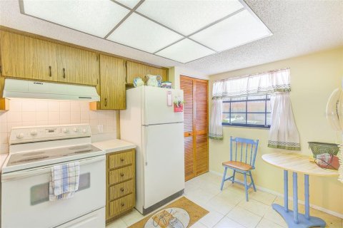 Copropriété à vendre à Largo, Floride: 2 chambres, 102.19 m2 № 1522919 - photo 13