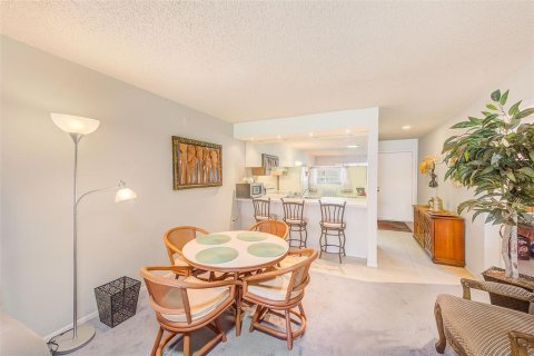 Copropriété à vendre à Largo, Floride: 2 chambres, 102.19 m2 № 1522919 - photo 4