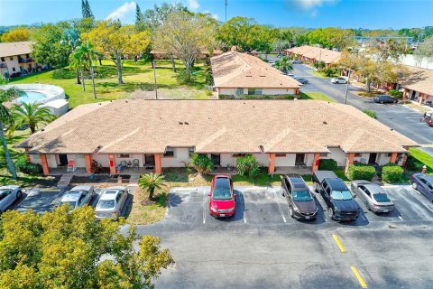 Copropriété à vendre à Largo, Floride: 2 chambres, 102.19 m2 № 1522919 - photo 1
