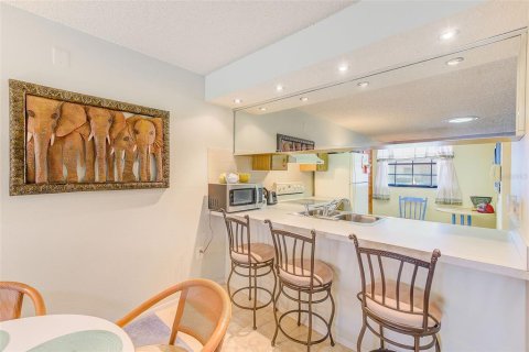 Copropriété à vendre à Largo, Floride: 2 chambres, 102.19 m2 № 1522919 - photo 12
