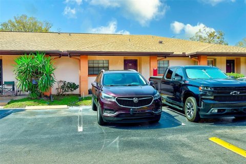 Copropriété à vendre à Largo, Floride: 2 chambres, 102.19 m2 № 1522919 - photo 2