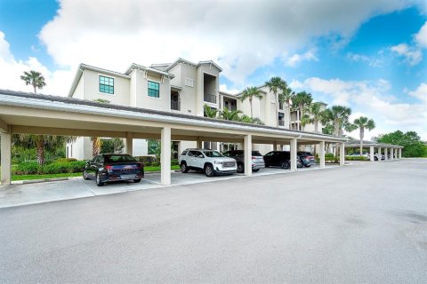 Condo in Bradenton, Florida, 2 bedrooms in LAKEWOOD NATIONAL  № 1718843 - photo 26