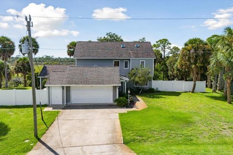 House in Palm Coast, Florida 4 bedrooms, 305.93 sq.m. № 1586277 - photo 24