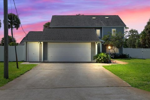 House in Palm Coast, Florida 4 bedrooms, 305.93 sq.m. № 1586277 - photo 6