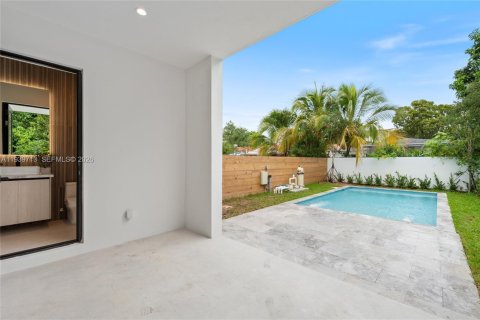 Immobilier commercial à vendre à Miami, Floride № 1997376 - photo 22