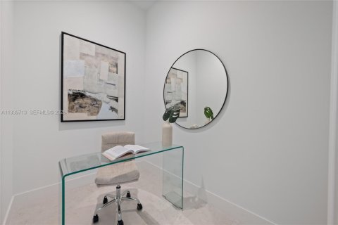 Immobilier commercial à vendre à Miami, Floride № 1997376 - photo 16